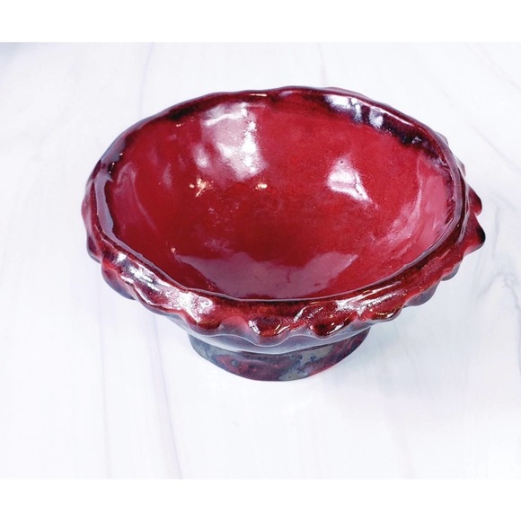 Small Red & Metallic Gunmetal  Handmade Studio Pottery Trinket Decorative Bowl - Picture 3 of 5